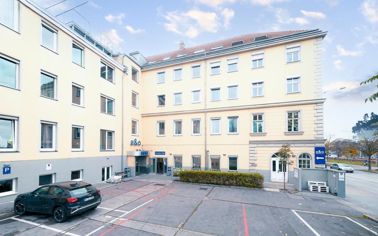 A&O Wien Stadthalle Екстер'єр фото