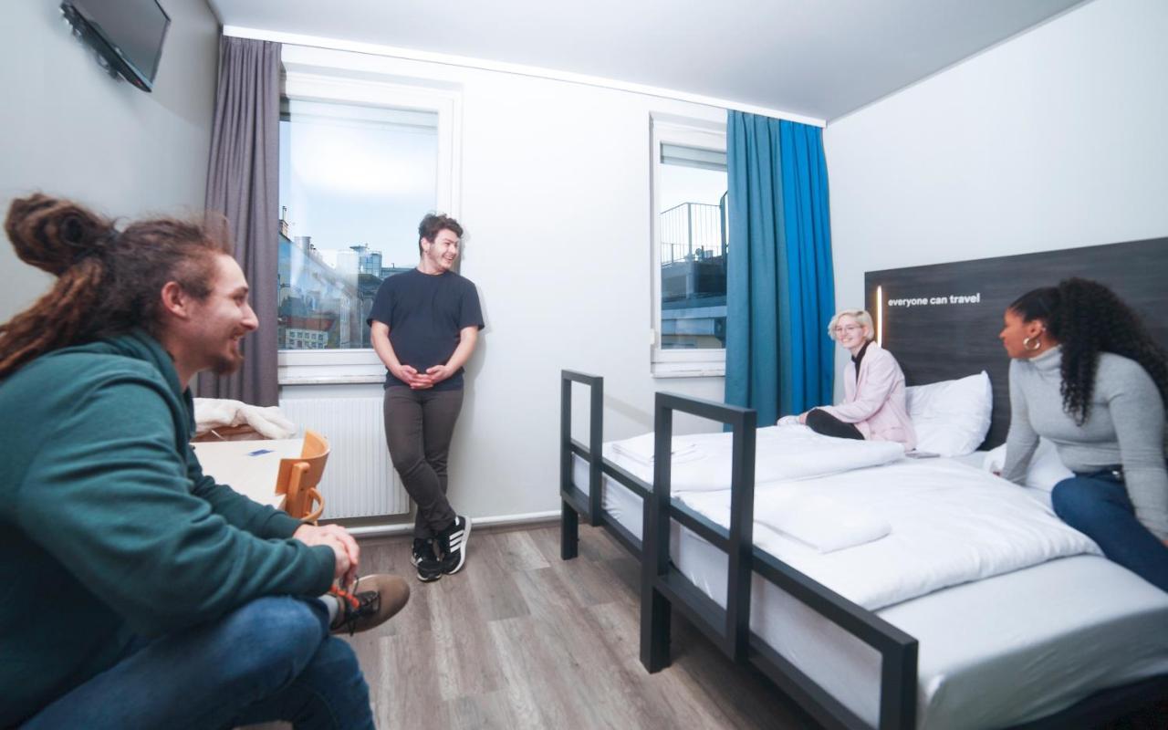 A&O Wien Stadthalle Екстер'єр фото