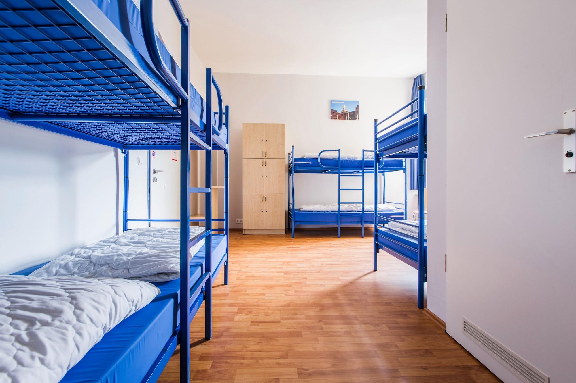 A&O Wien Stadthalle Екстер'єр фото